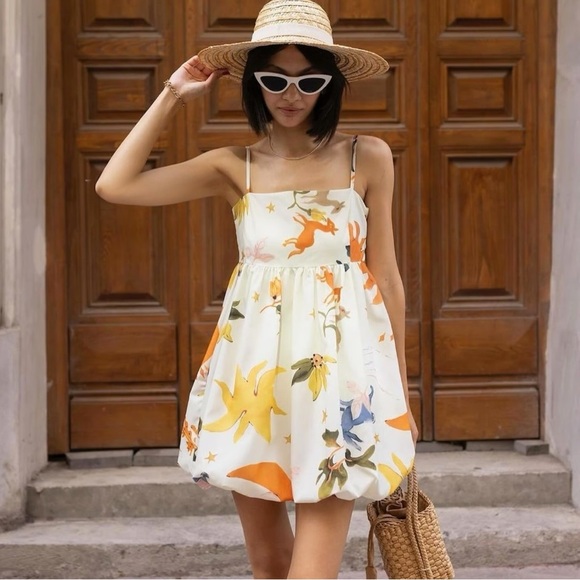 Zara Dresses & Skirts - ZARA NWOT Blogger Fave Ivory Multicolor Watercolor Floral Animal Bubble Dress